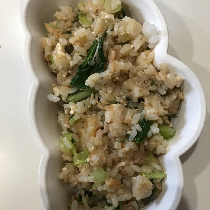 水菜レタスのツナ炒飯